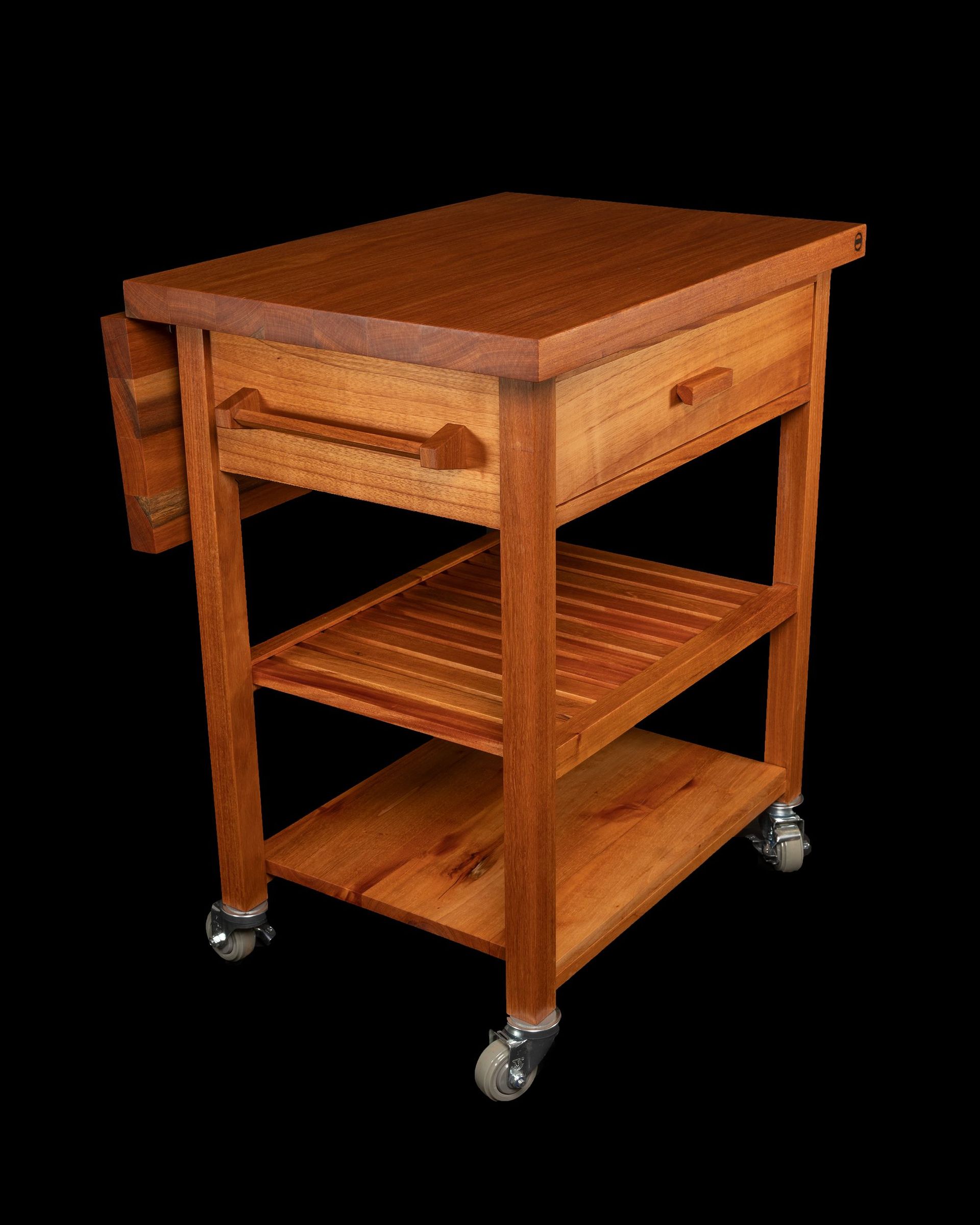 Kitchen Island Cumaru and Cedar